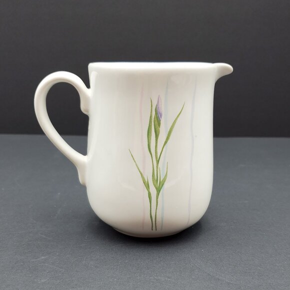 Corelle Shadow Iris Creamer Corning Stoneware Purple Flowers Creamer - Picture 2 of 8